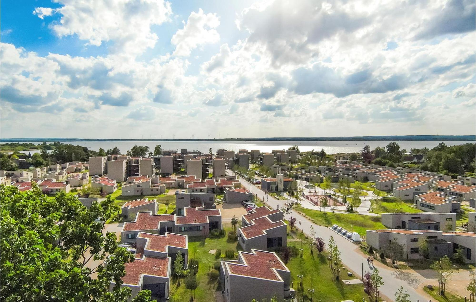 Lovely Apartment In Lembruch-Duemmer See Bagian luar foto
